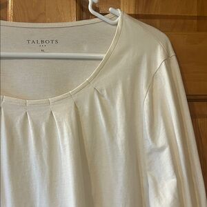 Talbots Cream Long Sleeve Women's Tee